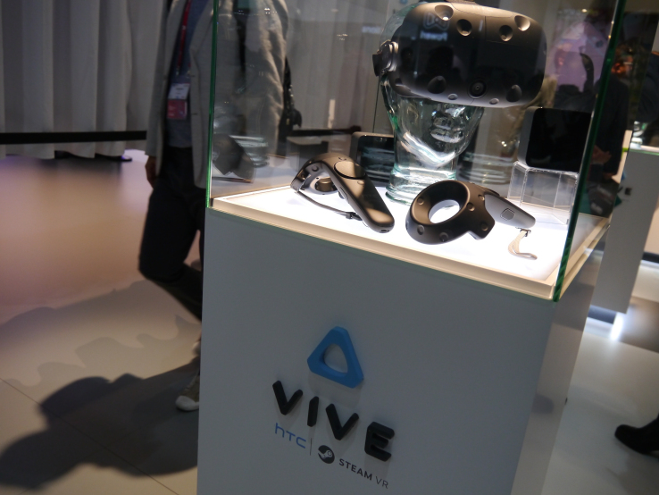 HTC claims 15,000 pre-orders in 10 minutes for its Vive VR headset