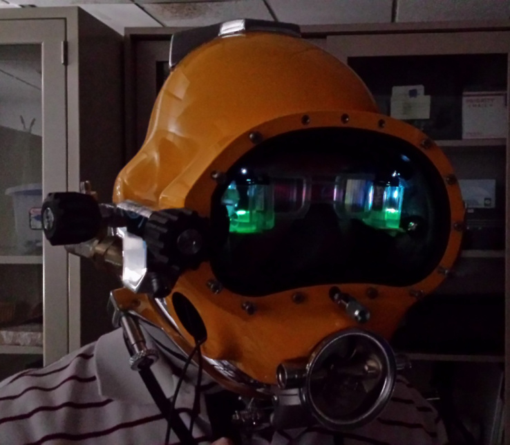 Navy researchers develop ‘Iron Man’ style in-helmet HUD for divers