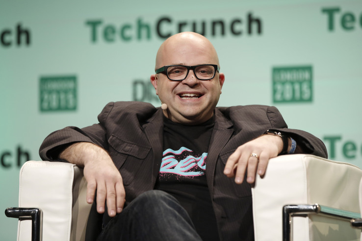 Twilio now helps AWS send texts