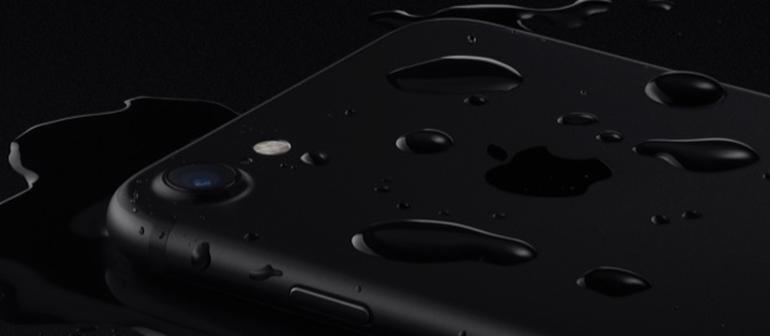 Stop calling the iPhone 7 'waterproof'. It isn't