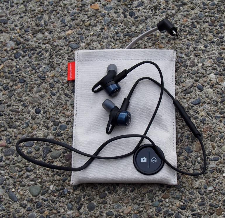 Hands-on with the Plantronics BackBeat GO 3 and Voyager 5200 headsets: Perfect for the new Apple iPhone