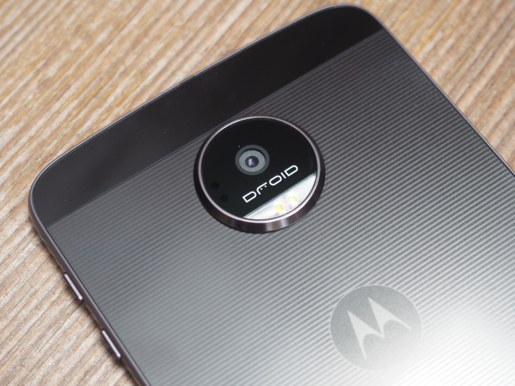 The Moto Z gets a Nougat update and Daydream certification