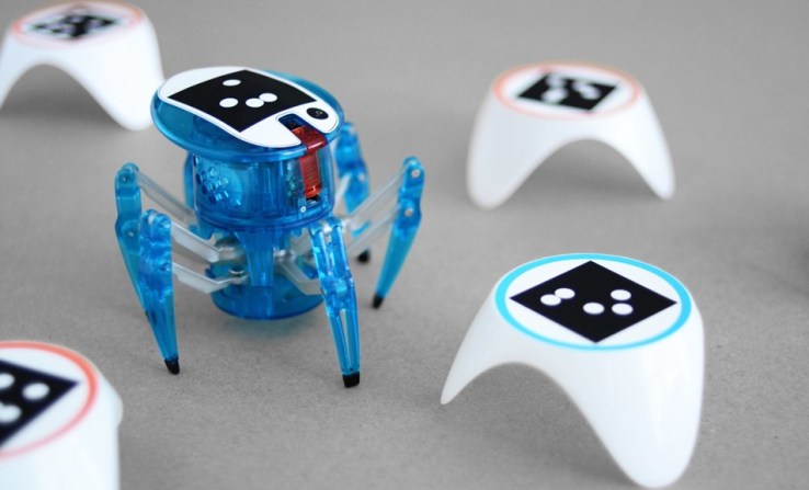 Bots_alive kit imbues toy robots with charming, lifelike AI