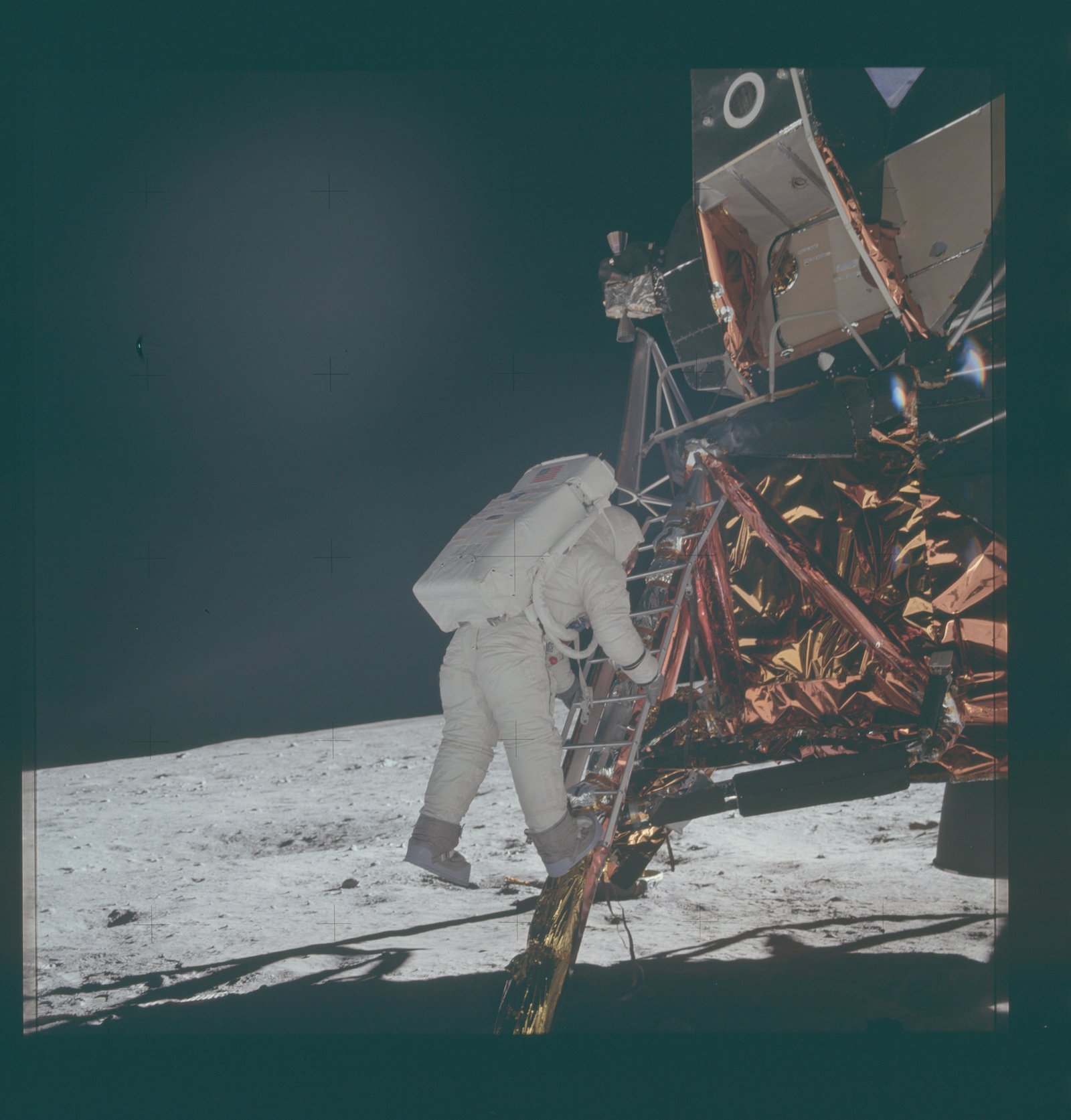 A Beautiful Ode to Space Exploration Made Using Only NASA Apollo Photos