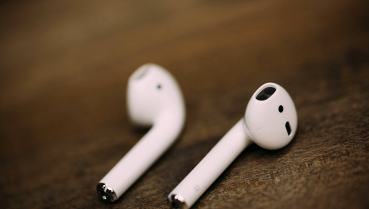 Apple AirPods will soon automatically connect to Apple TVs