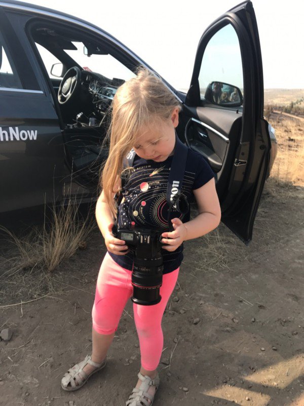 I Gave My 3-Year-Old Daughter a DSLR, and Here’s What Happened