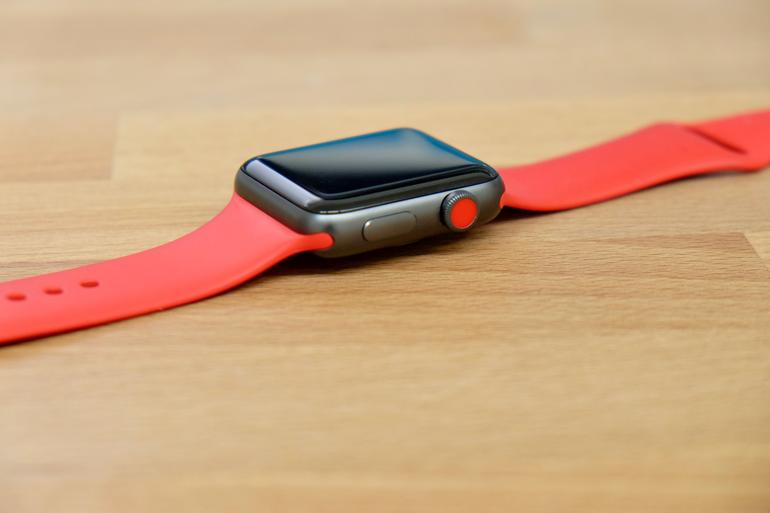 Apple Watch Series 3 review: Always connected, just without the guilt