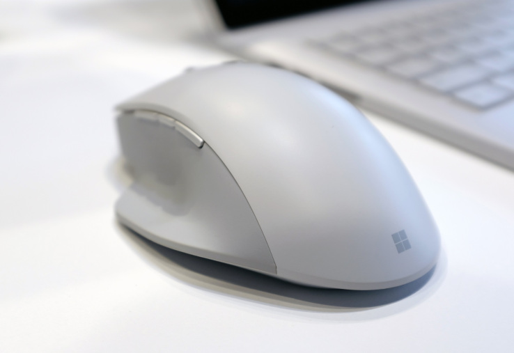 Microsoft appeals to power users with the Surface Precision Mouse