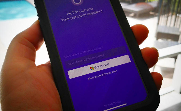 Why Apple should fire Siri and hire Cortana