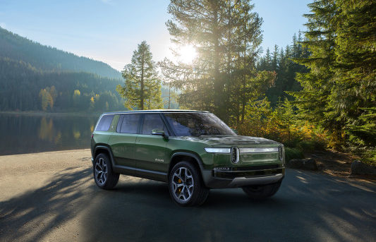 Amazon leads $700M round in electric automaker Rivian