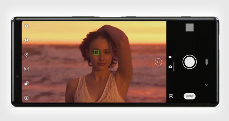 Sony Smartphone Cameras Trail Rivals Due to Fears of Cannibalizing Itself