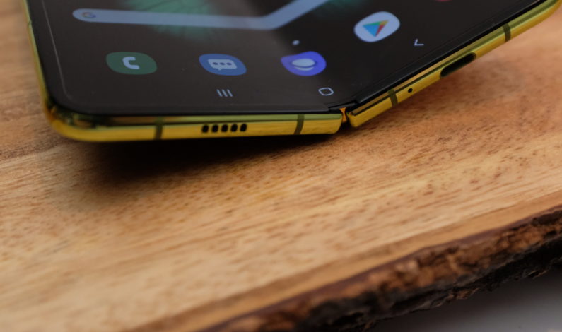 Unfolding the Samsung Galaxy Fold