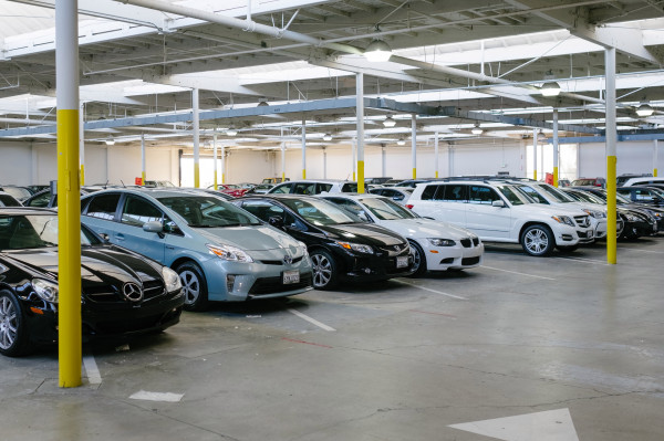 Online used car startup Shift adds another $40M, snags COO in road to IPO